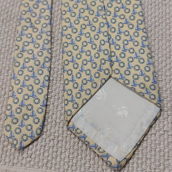 Brooks Brothers Pure Silk Yellow Nautical Themed Men's Necktie - Picture 4 of 9